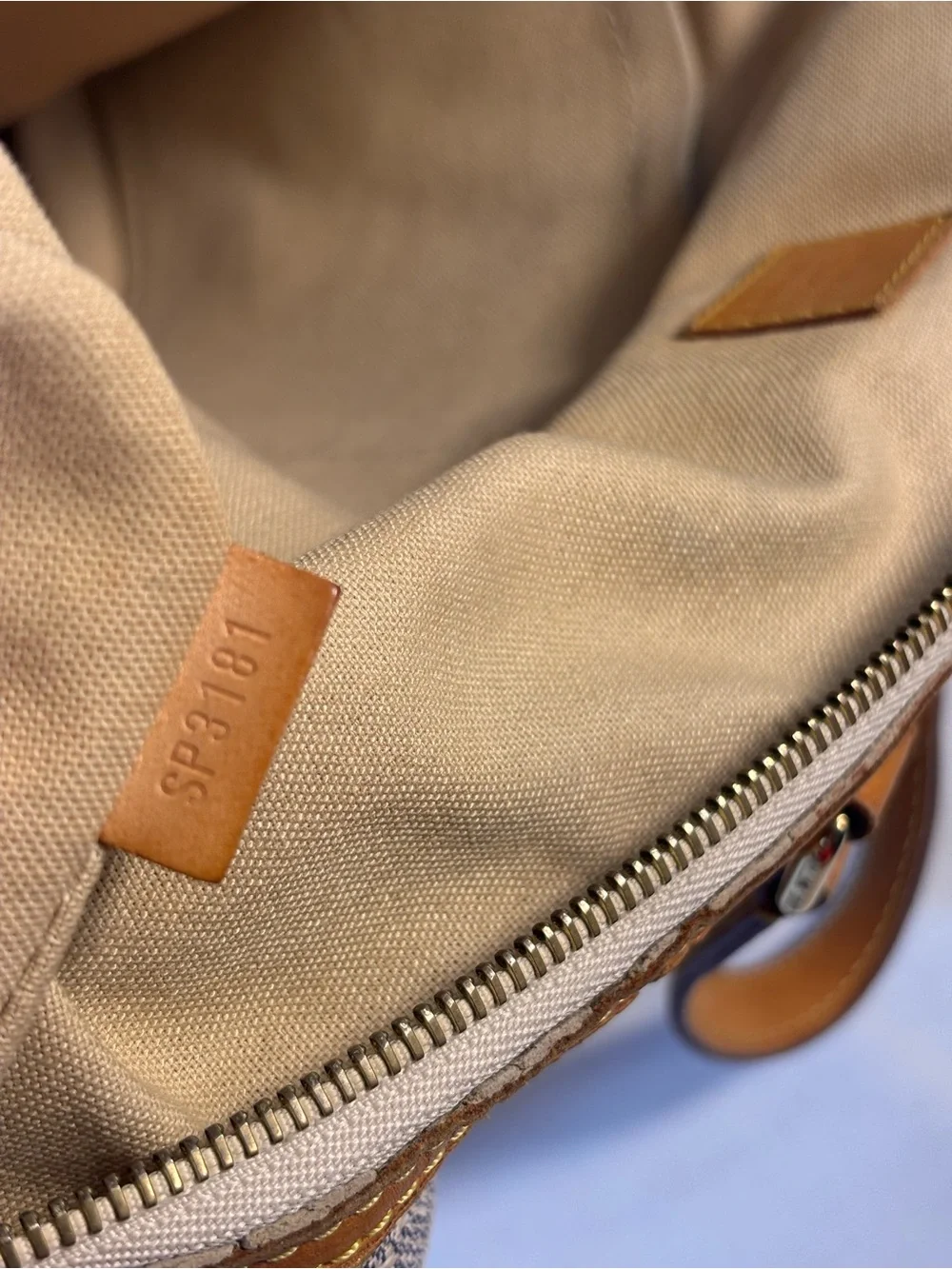 Louis Vuitton Azur Siracusa GM
